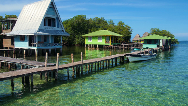 Stelzenh?user bei Coral Cay